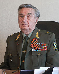 А.Юлашев