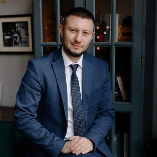 Эксперт объяснил, сможет ли обычный инвестор получить статус квалифицированного и как это сделать
