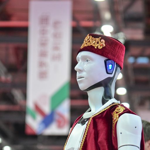 Почти 70% россиян готовы поселить в&nbsp;доме робота-андроида для уборки и&nbsp;готовки